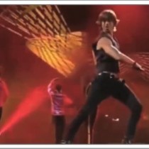 Pedro Enrique en el escenario de Viña