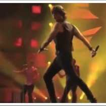 Pedro Enrique bailando