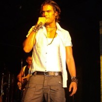 pedro-enrique-cantante-españa-vuela-alejandro-abad-festival-viña-del-mar